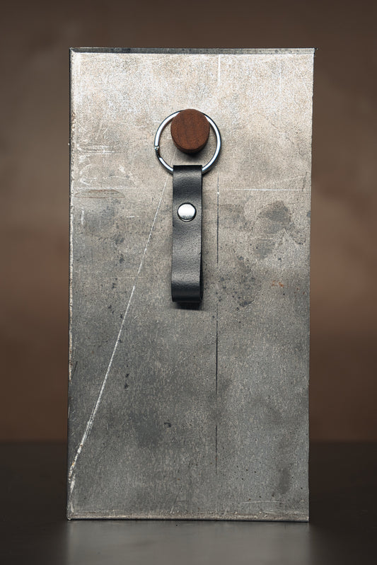 Minimal Leather Keychain