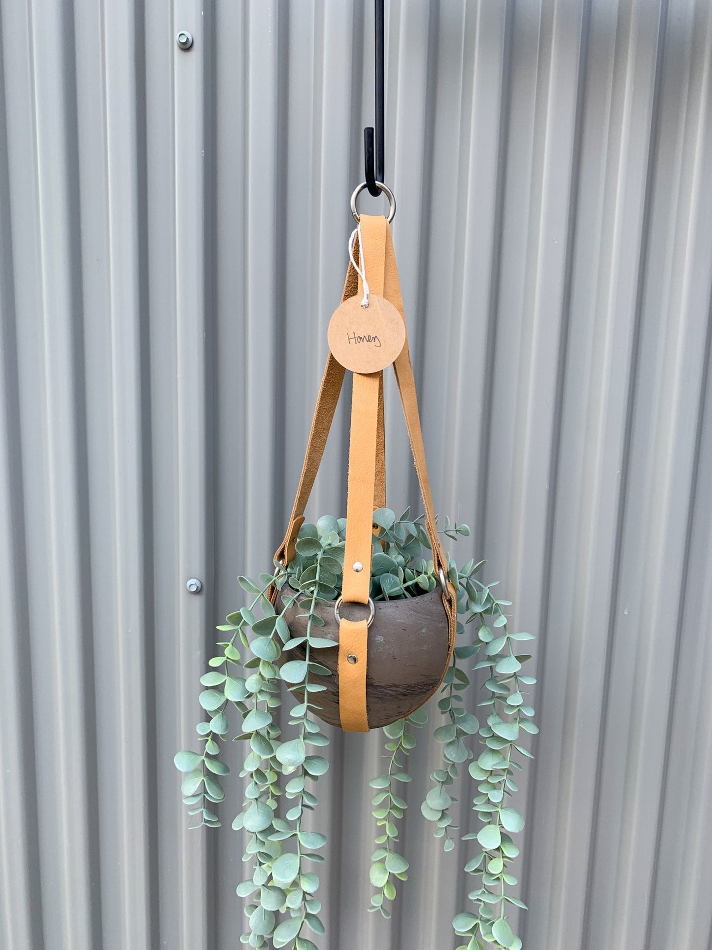 Cade Plant Hanger